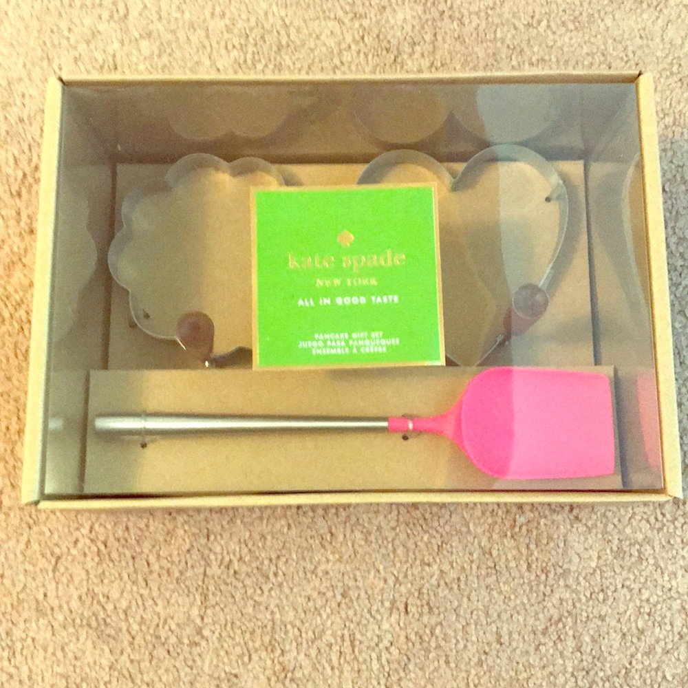 Kate Spade Pancake Gift Set